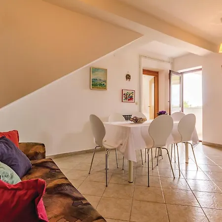 Amazing In With House Sea View Pula
