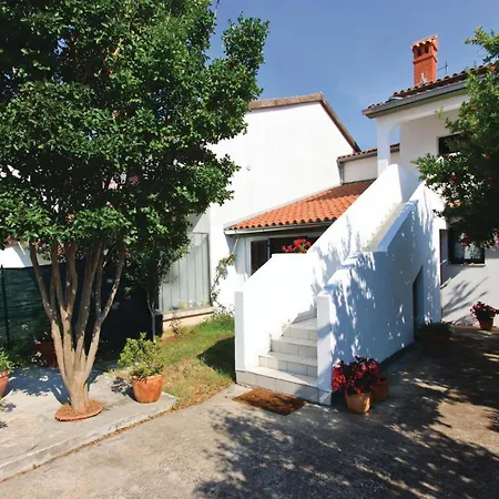 Amazing In With House Sea View Pula